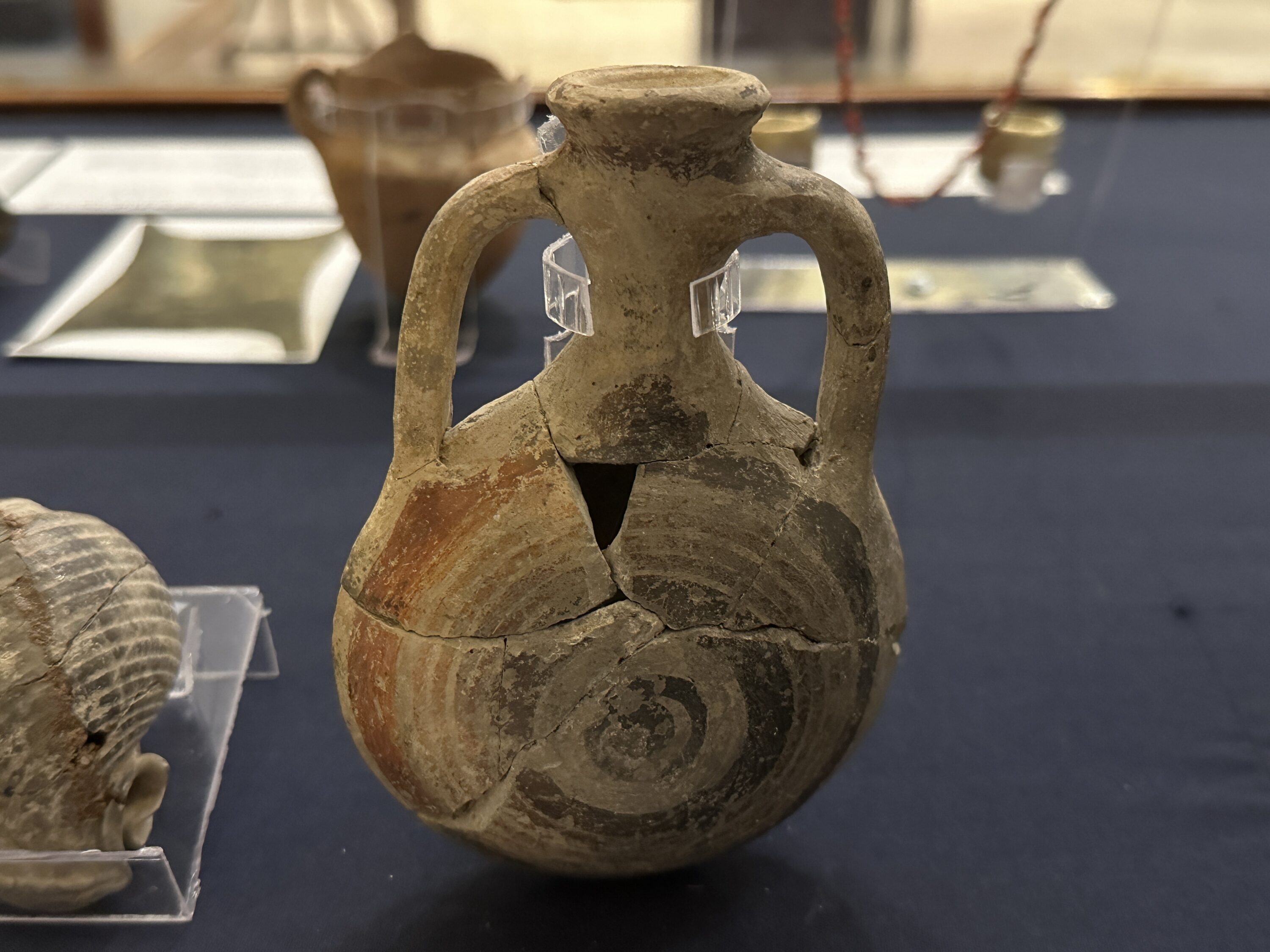 Mycenaean pilgrim flask from the Ramesside stables at Qantir, site of Pi-Ramesses