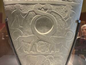 Intertwined serpopards around the cosmetic recess of the Narmer Palette, 1st Dynasty, displayed in the Egyptian Museum in Cairo