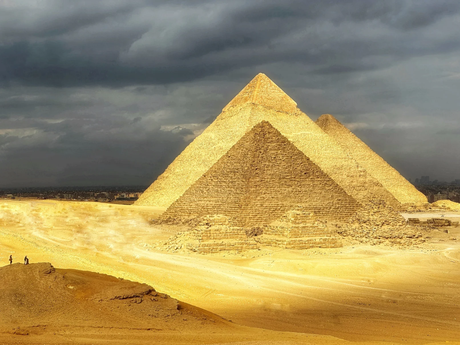 Golden Pyramids of Giza Nate Loper